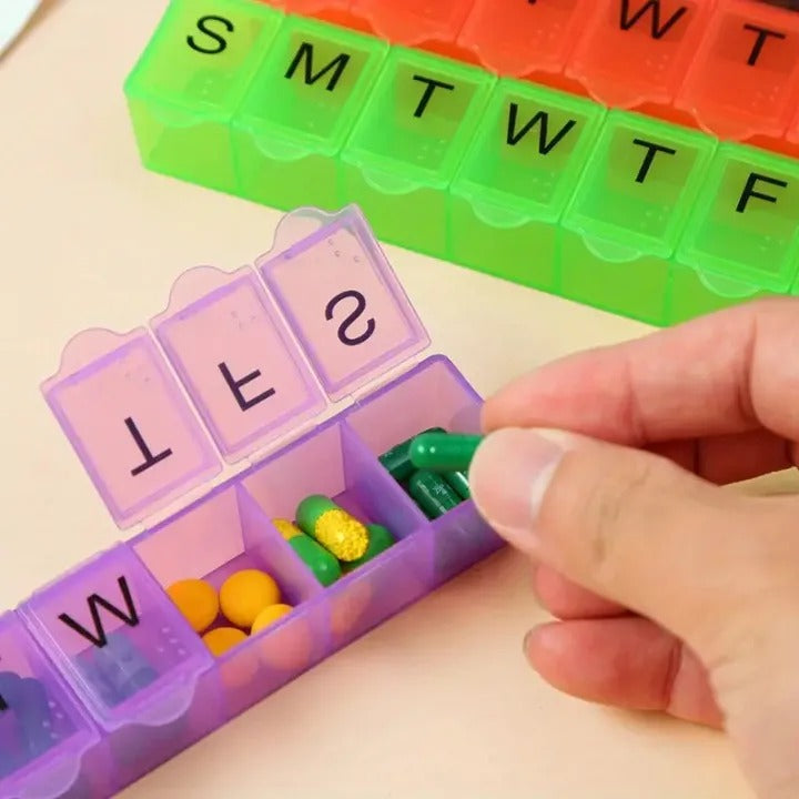 Weekly Organizer Box – Compact 7-Day Travel & Daily Essentials Case