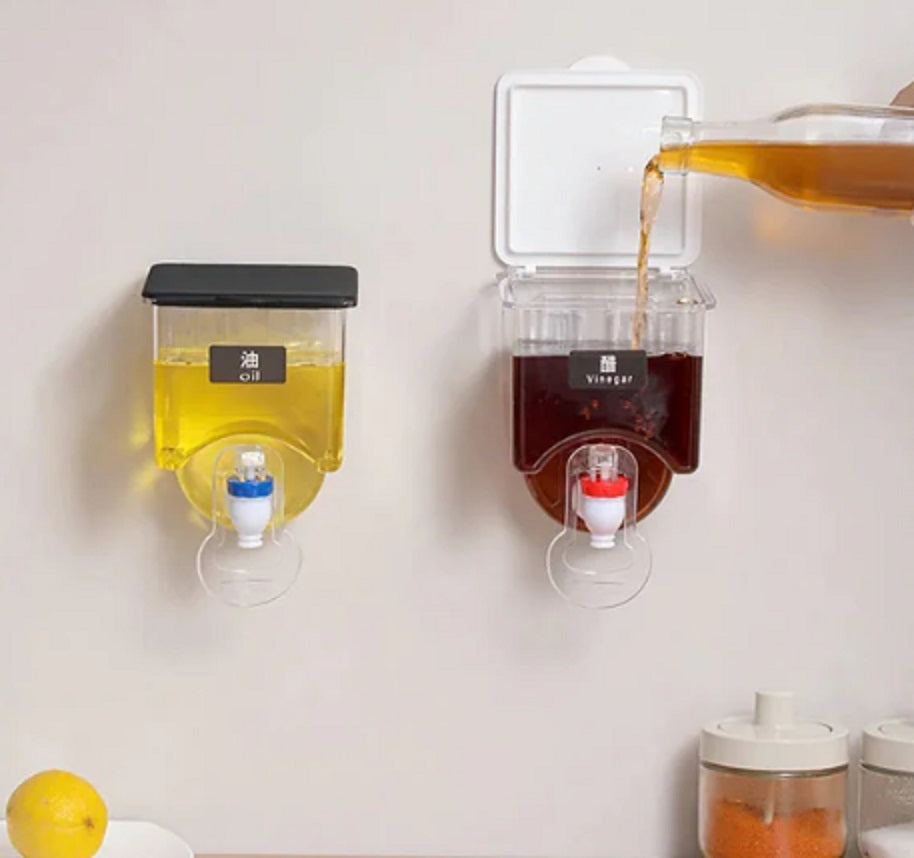 Wall-Mounted Oil Dispenser – Leak-Proof Liquid Seasoning Bottle for Kitchen