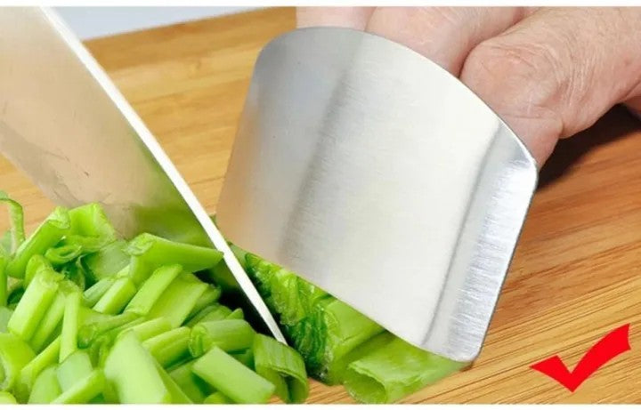 Stainless Steel Finger Guard – Portable Safe Vegetable Cutting Tool